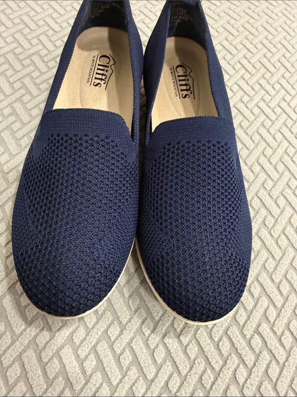 Cliffs by WHITE MOUNTAIN Navy Knit Slip-On Loafers Size 6.5 Chic Breathable - Picture 2 of 11